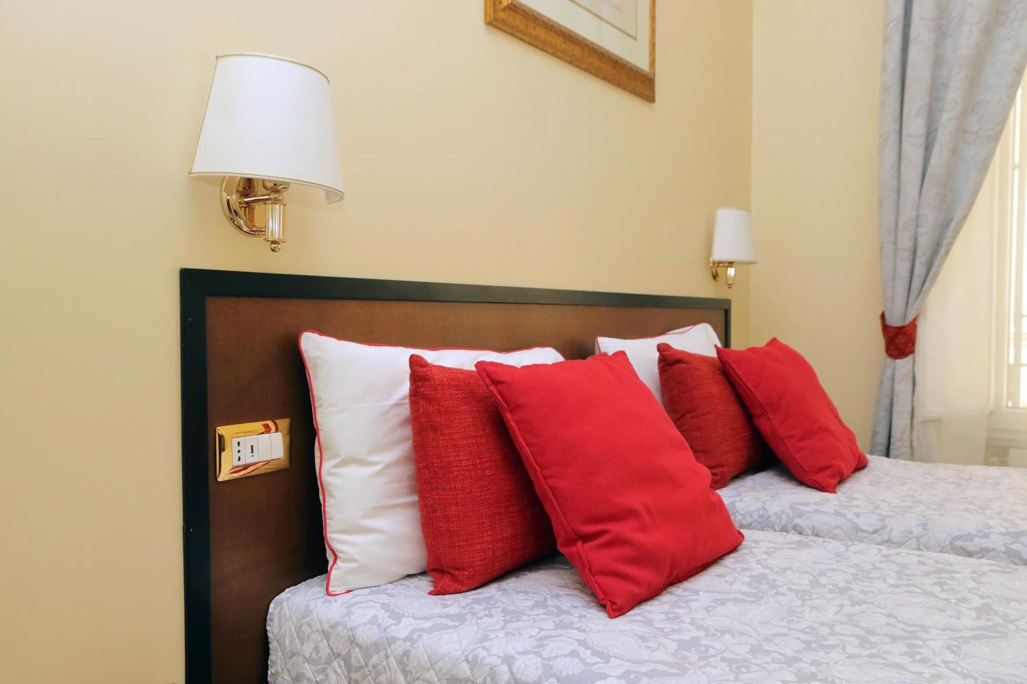Fancy Vatican Guest house *