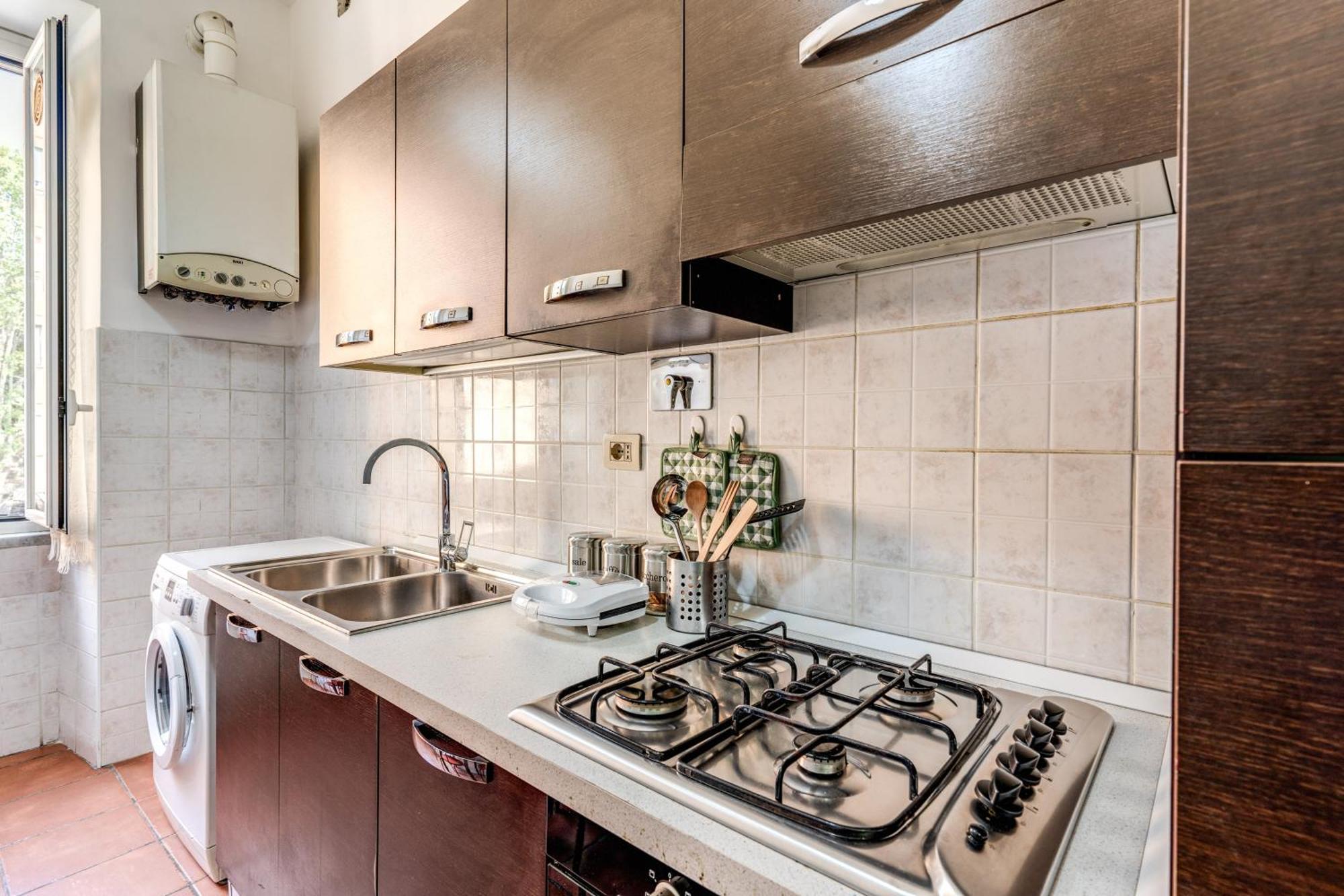 Lovely Flat In Testaccio Apartment *
