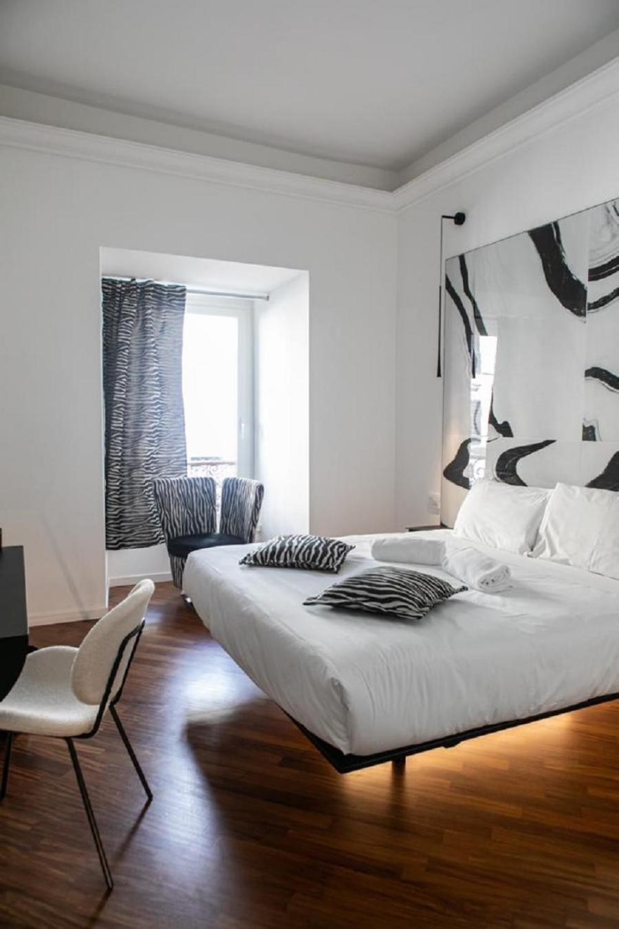 Bhr Cavour 150 * Rome