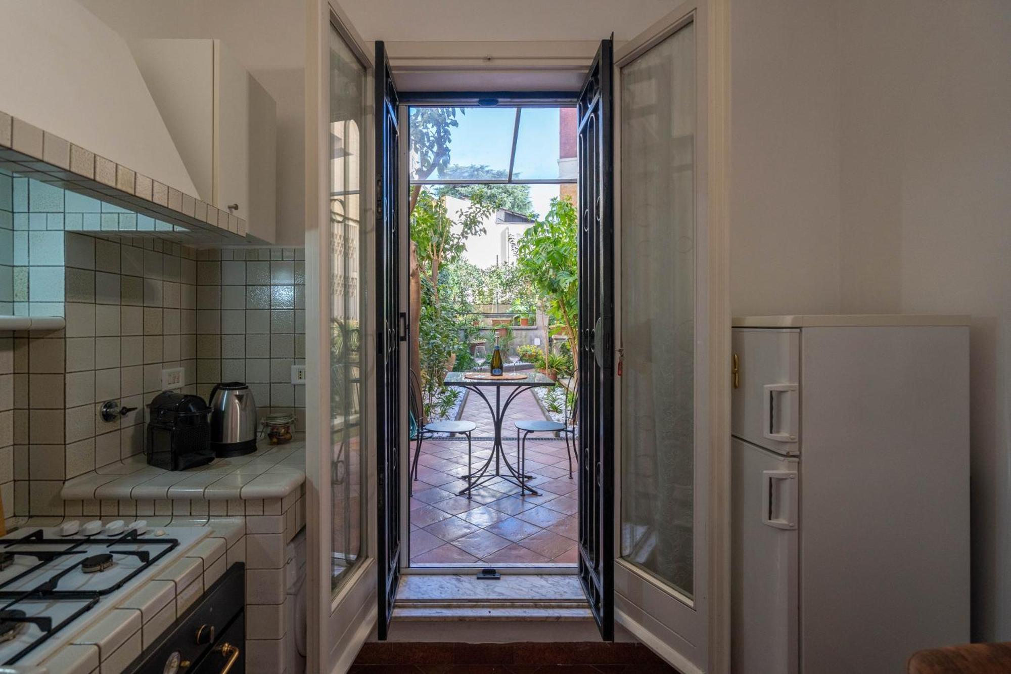 Appartement A Due Fermate Dal Colosseowi-fi & Netflix Gratis Rome