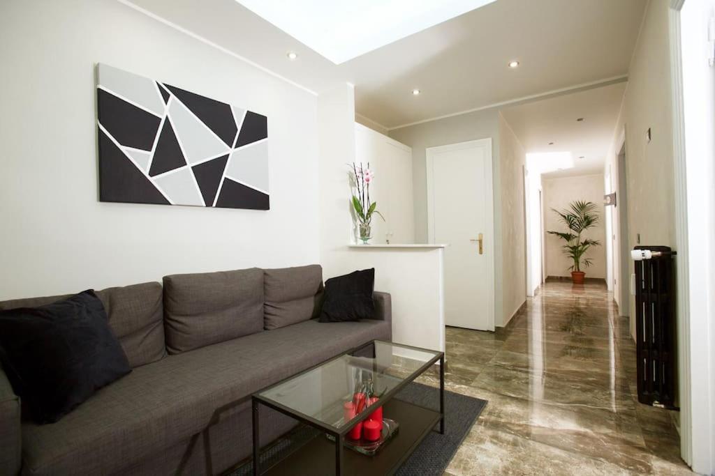 Appartement Comfort In Centro, Benvenuti Nella Cosy House *