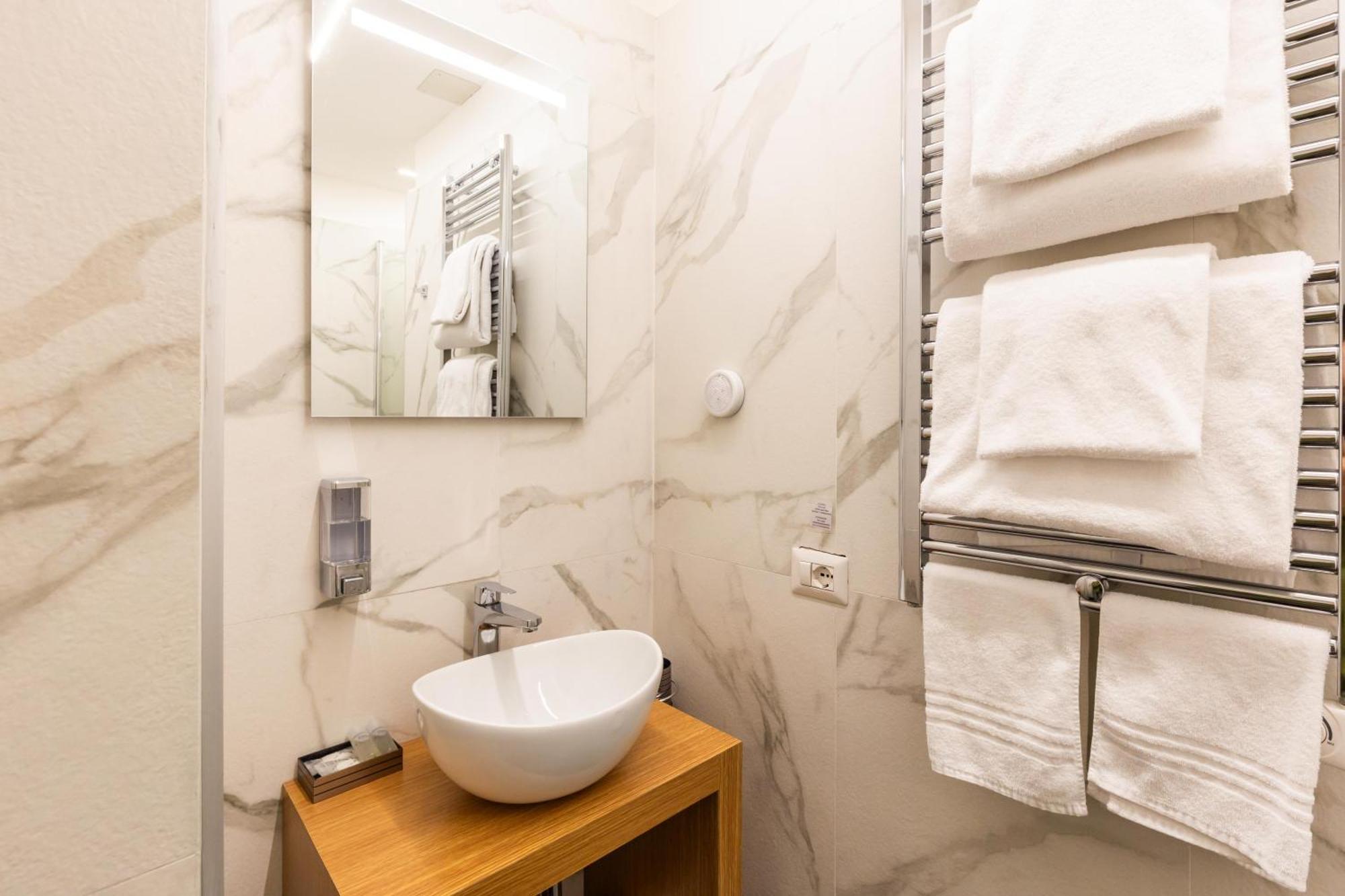 Guest house Cavour Luxury - Lr Collection