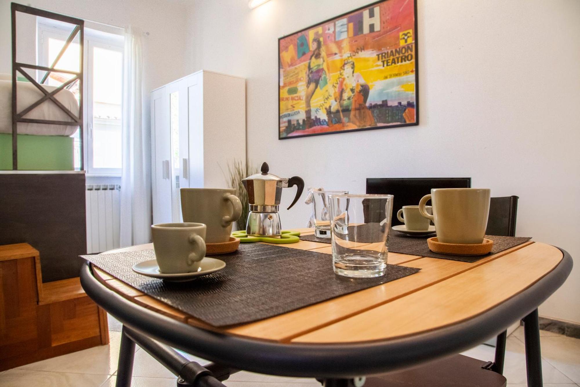 Ton Ton By Ghor Apartment *