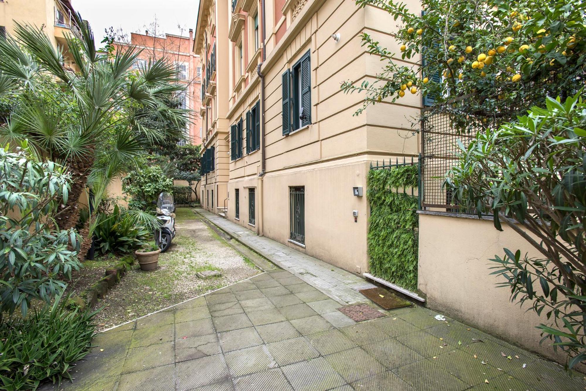 Sant'agnese Metro Appartement