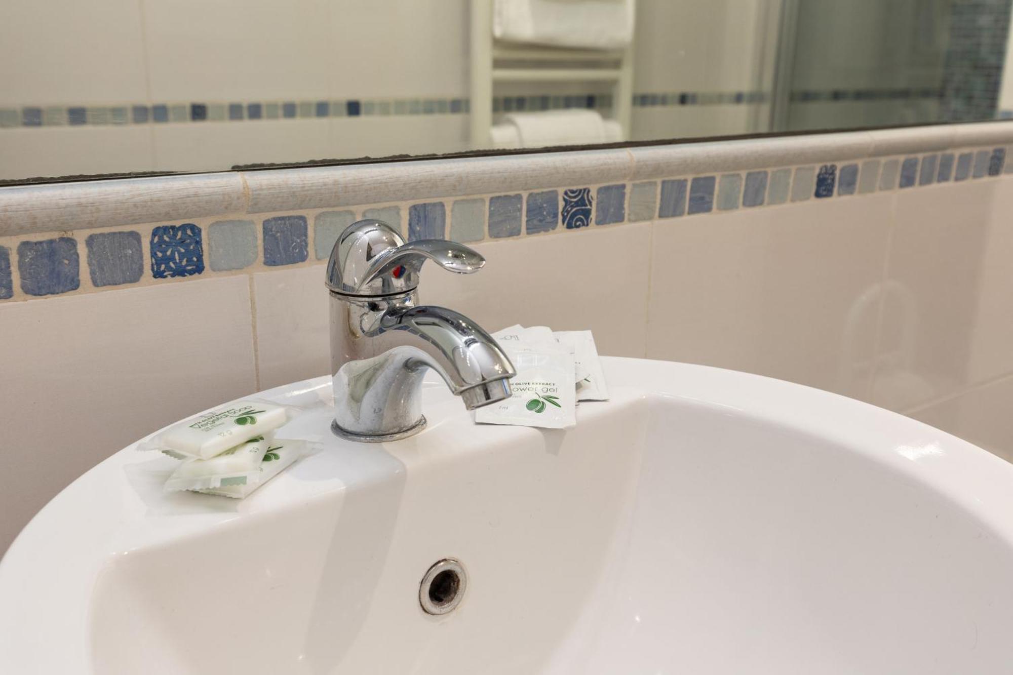 Termini Station Lightsome 3br Apartment Rome