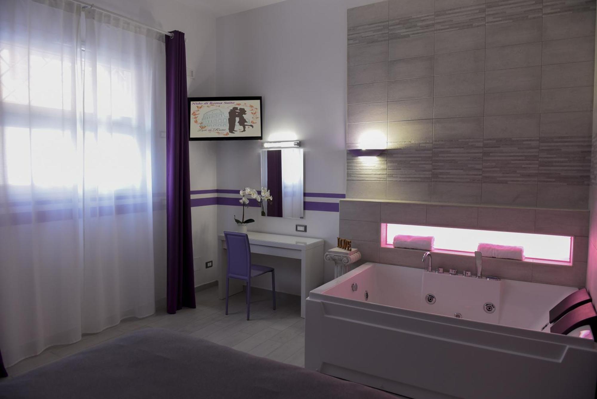 Apartamento Nido Di Suite, Jacuzzi King Size, Metro C *