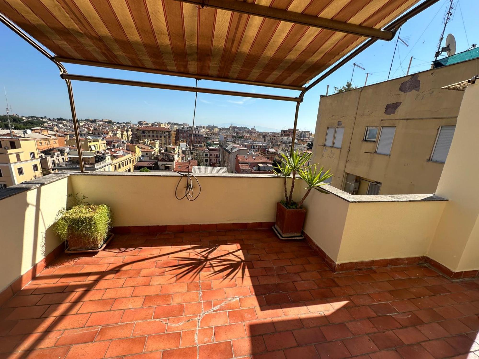 Attico Al Settimo Piano Apartment Rome