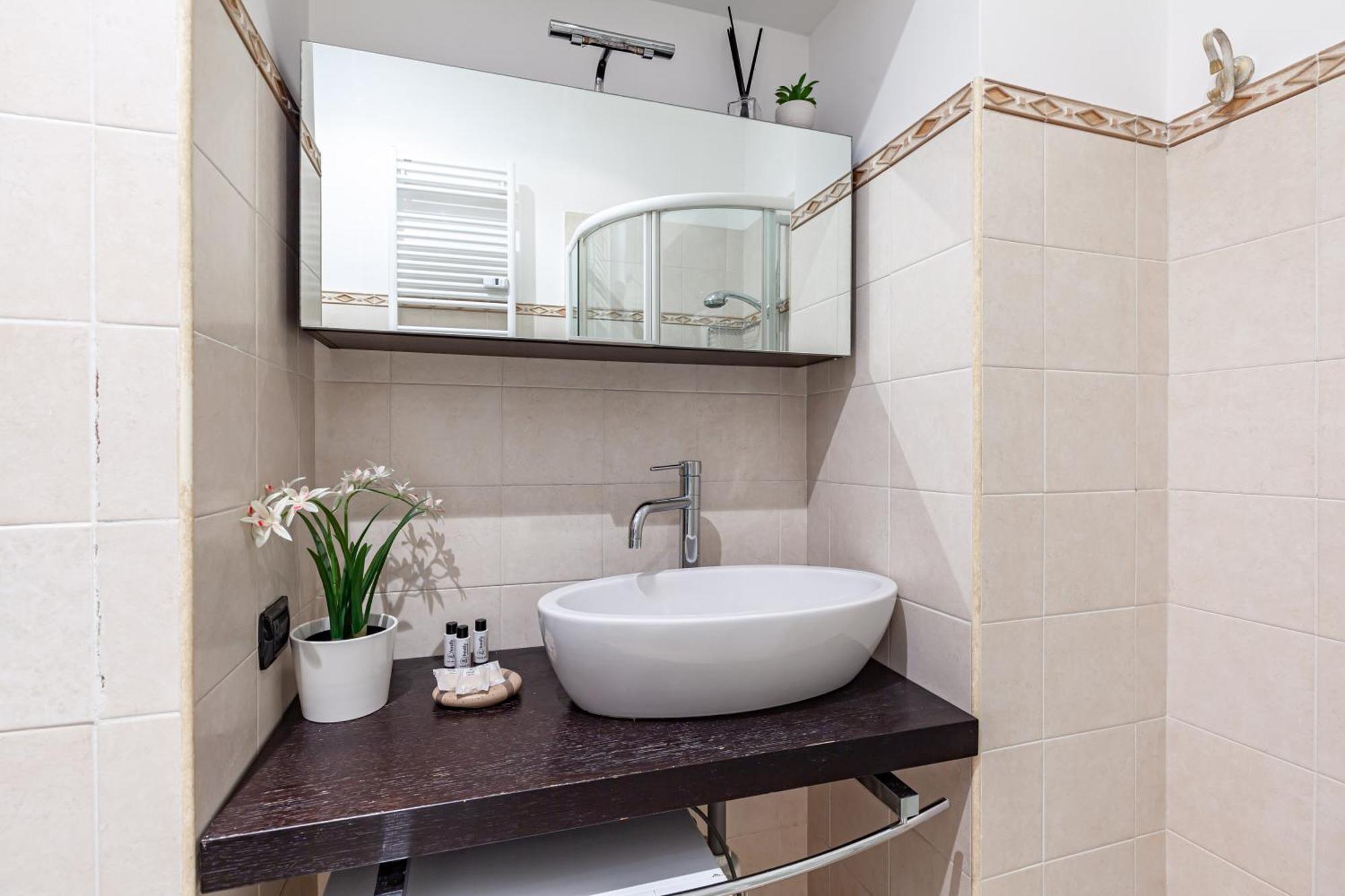 Hostly-volturno Apartment-center Of
