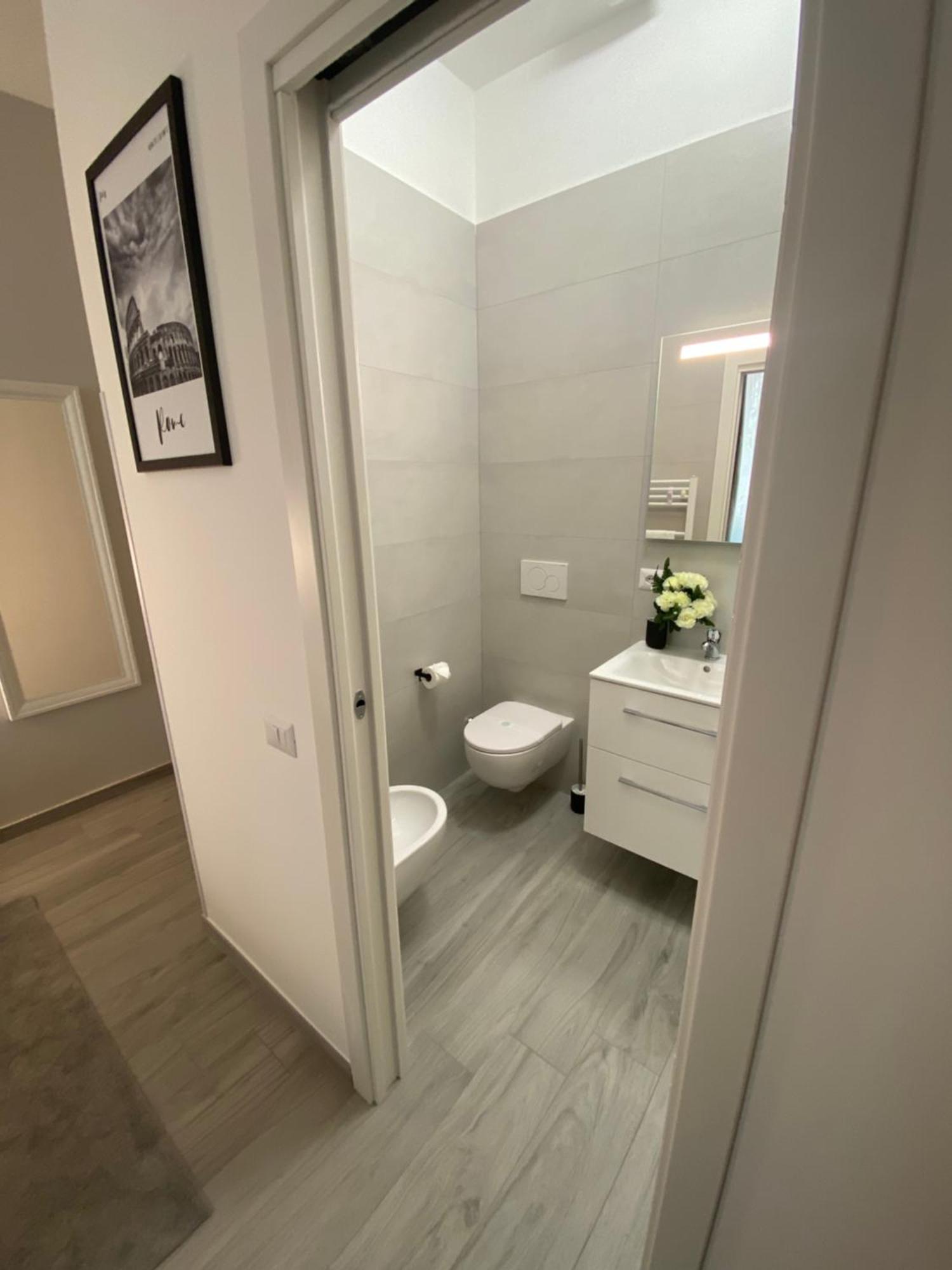 Centro Citta' Softrooms-metro' A 1 Metro Guest house Rome