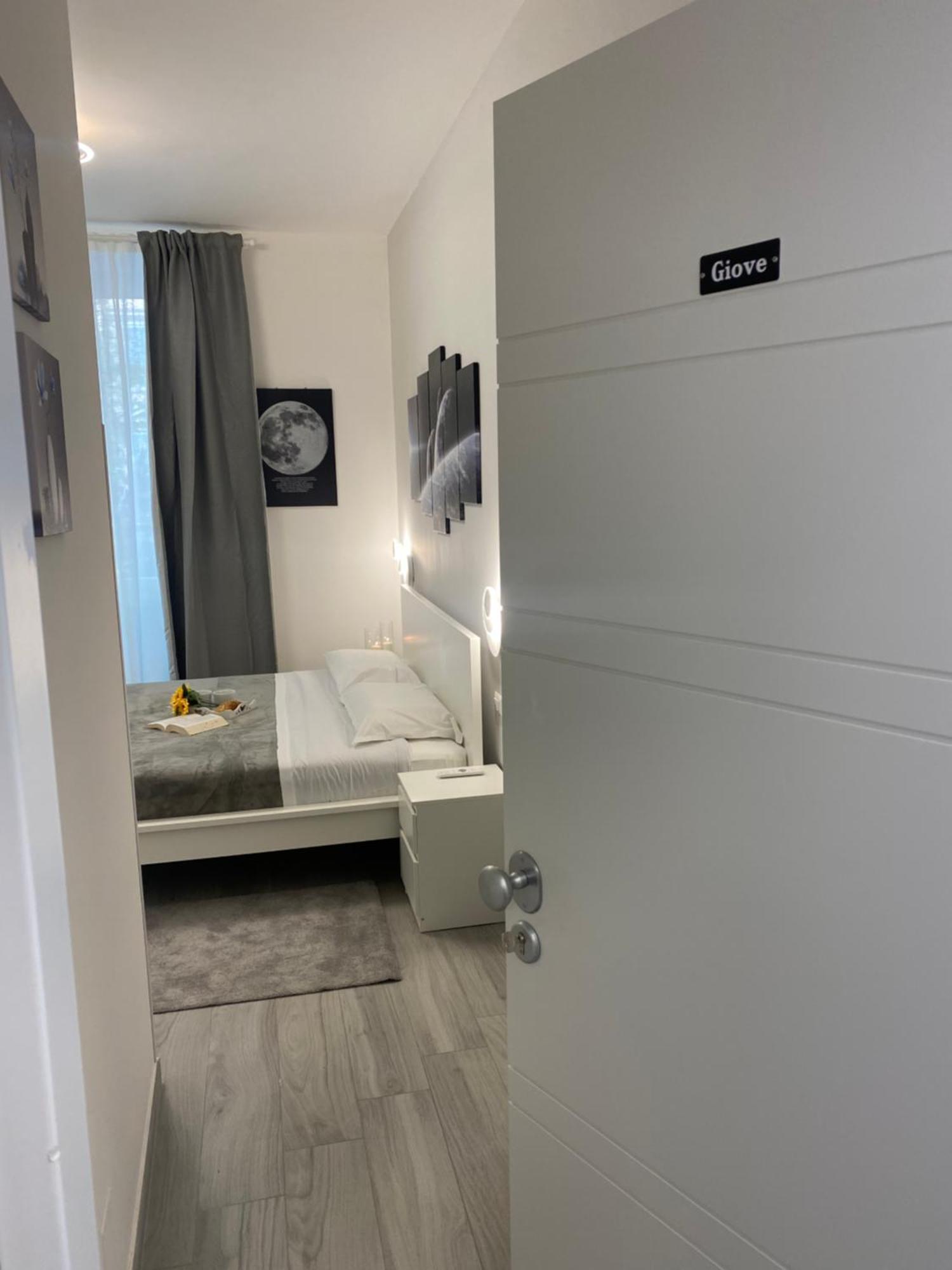 Centro Citta' Softrooms-metro' A 1 Metro Guest house Rome