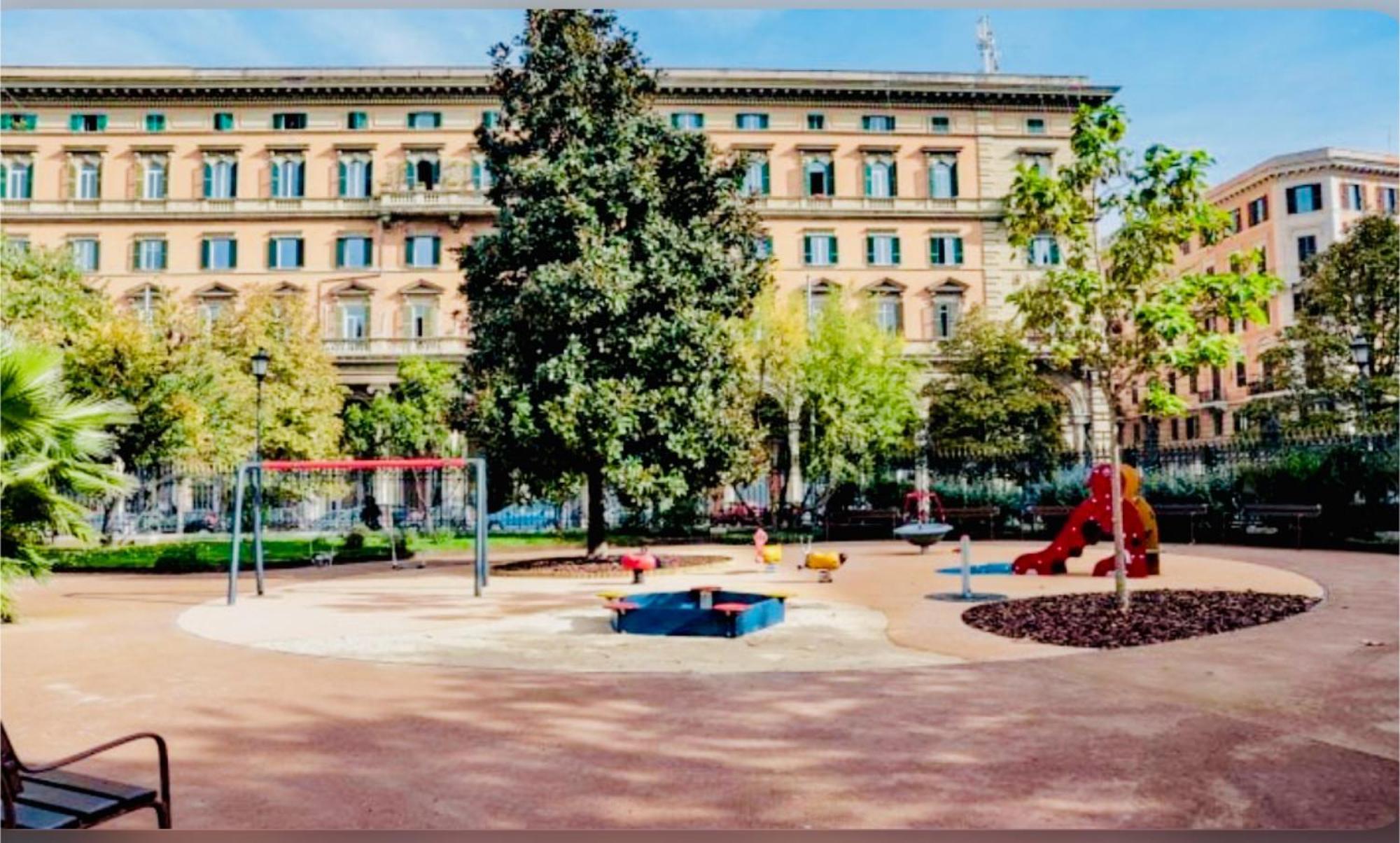 Luce A Piazza Vittorio *