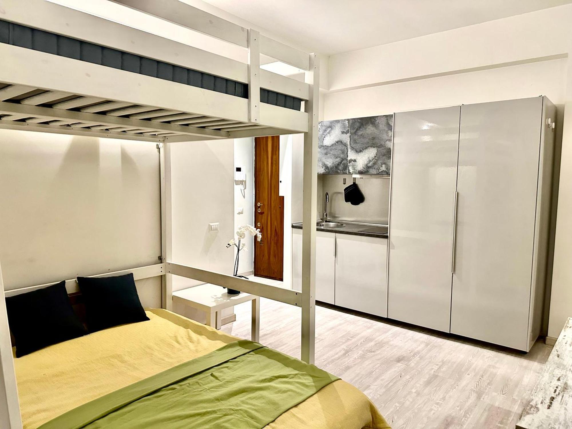 Marconi Apartment *