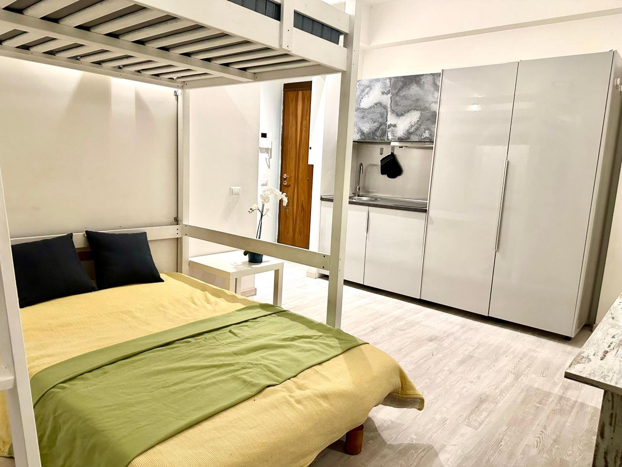 Marconi Apartment