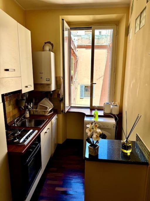 Colosseo -termini Elegante Loft 5 Stelle * Roma