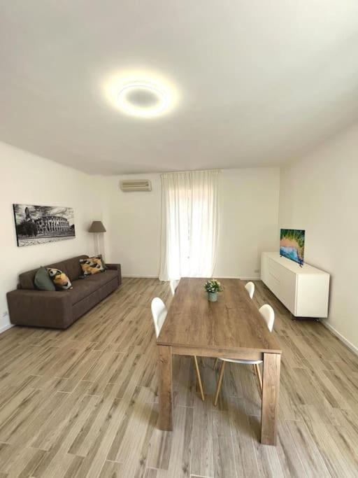 Appartement Delizioso A 5 Minuti Dalla Metro A Rome