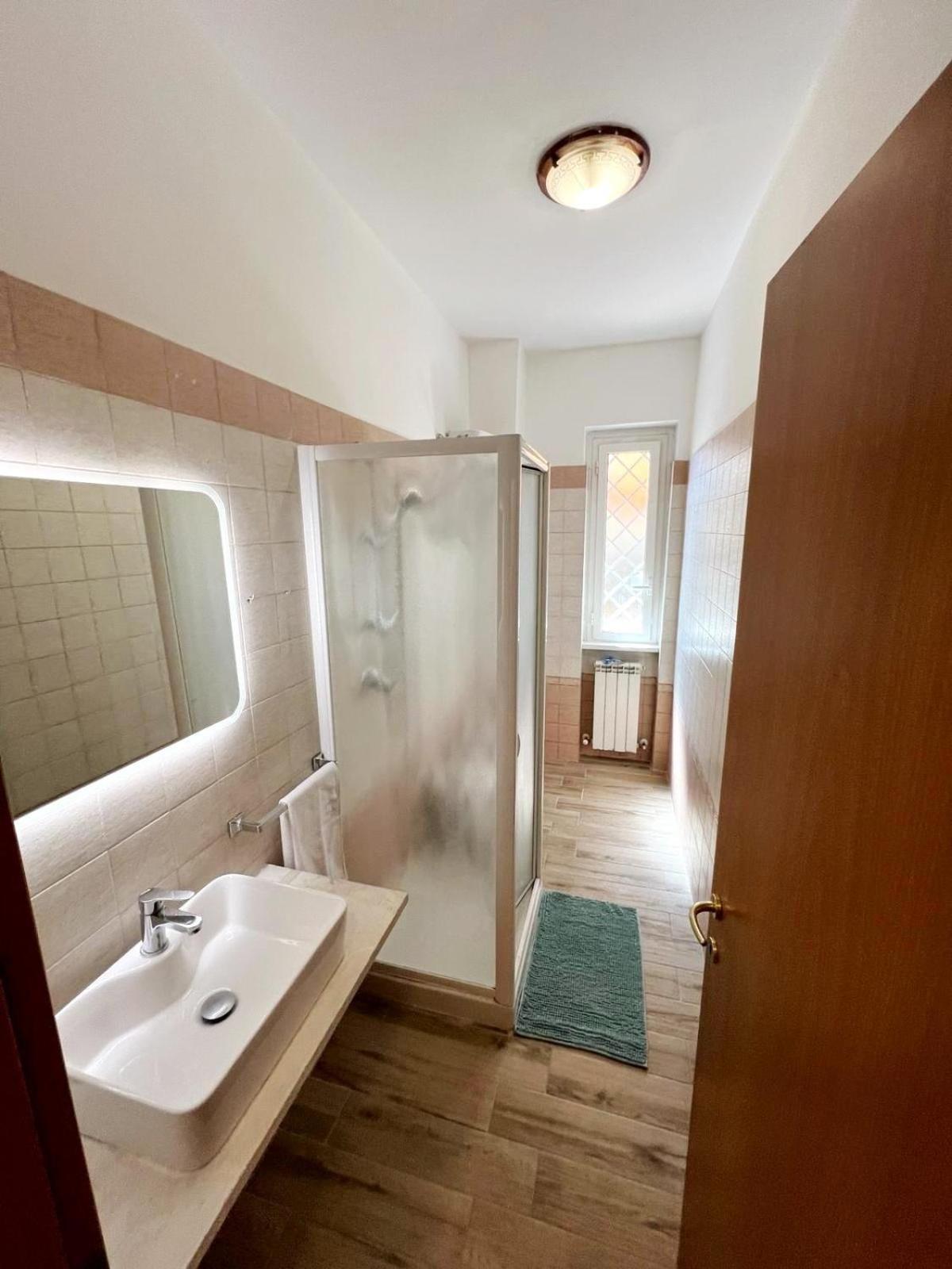 Delizioso A 5 Minuti Dalla Metro A Appartement Rome