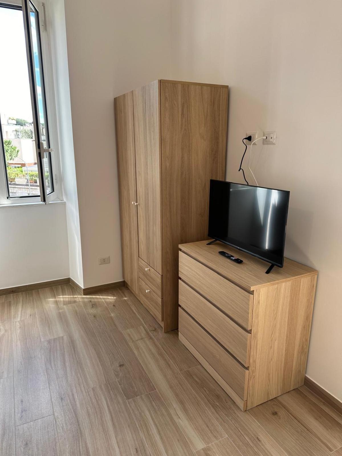Lotto 10 Apartment Rome