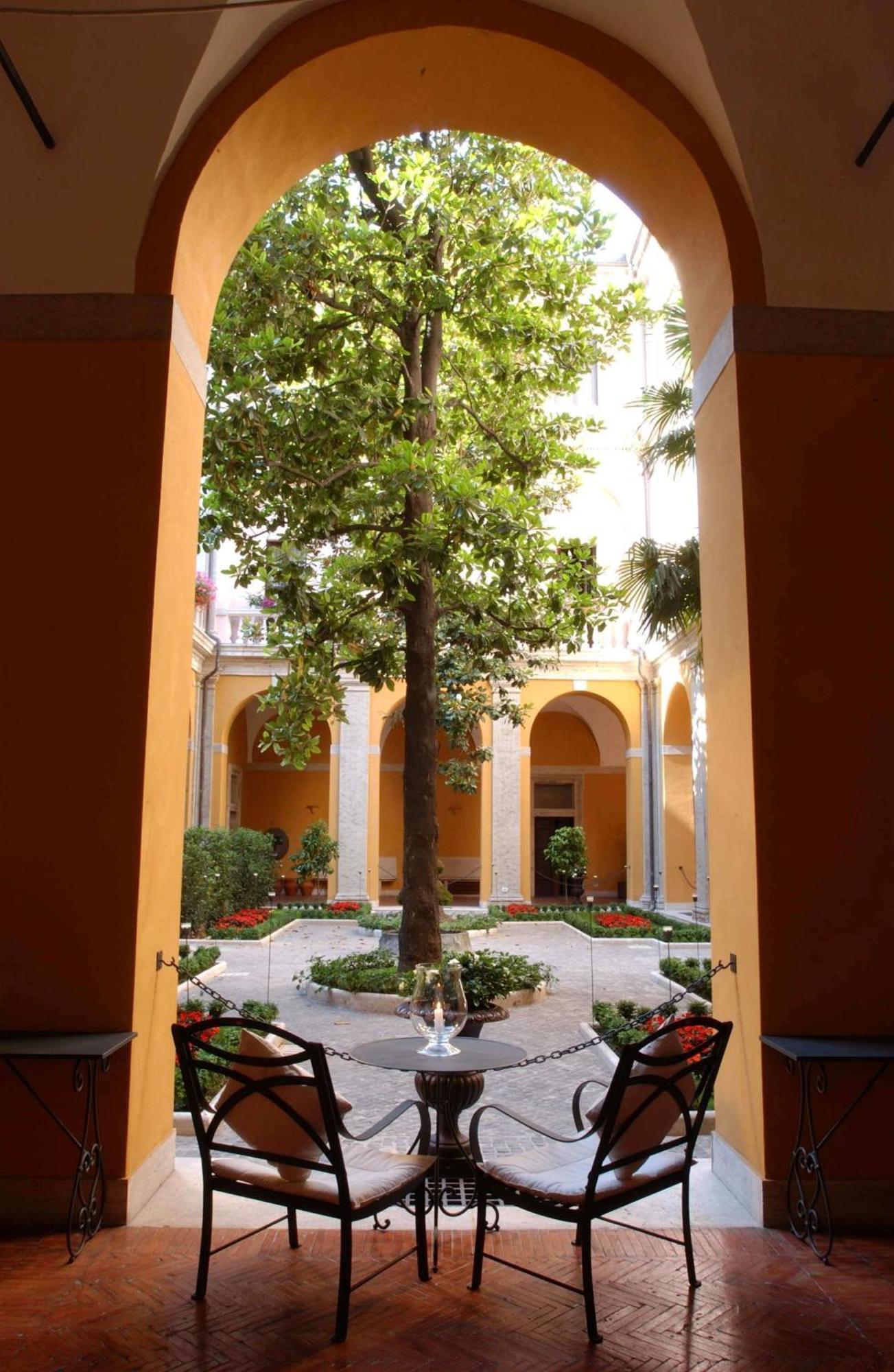 Palazzo Cardinal Cesi Roma