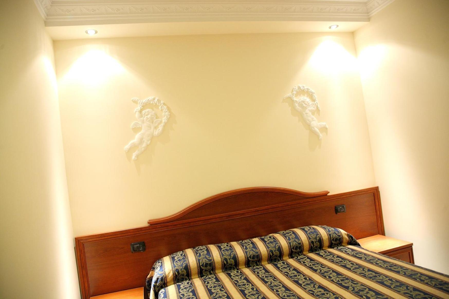 Couette-café Galaxy 3*