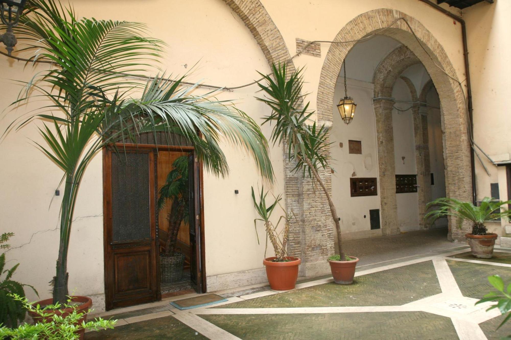 Bed & Breakfast Navona Gallery