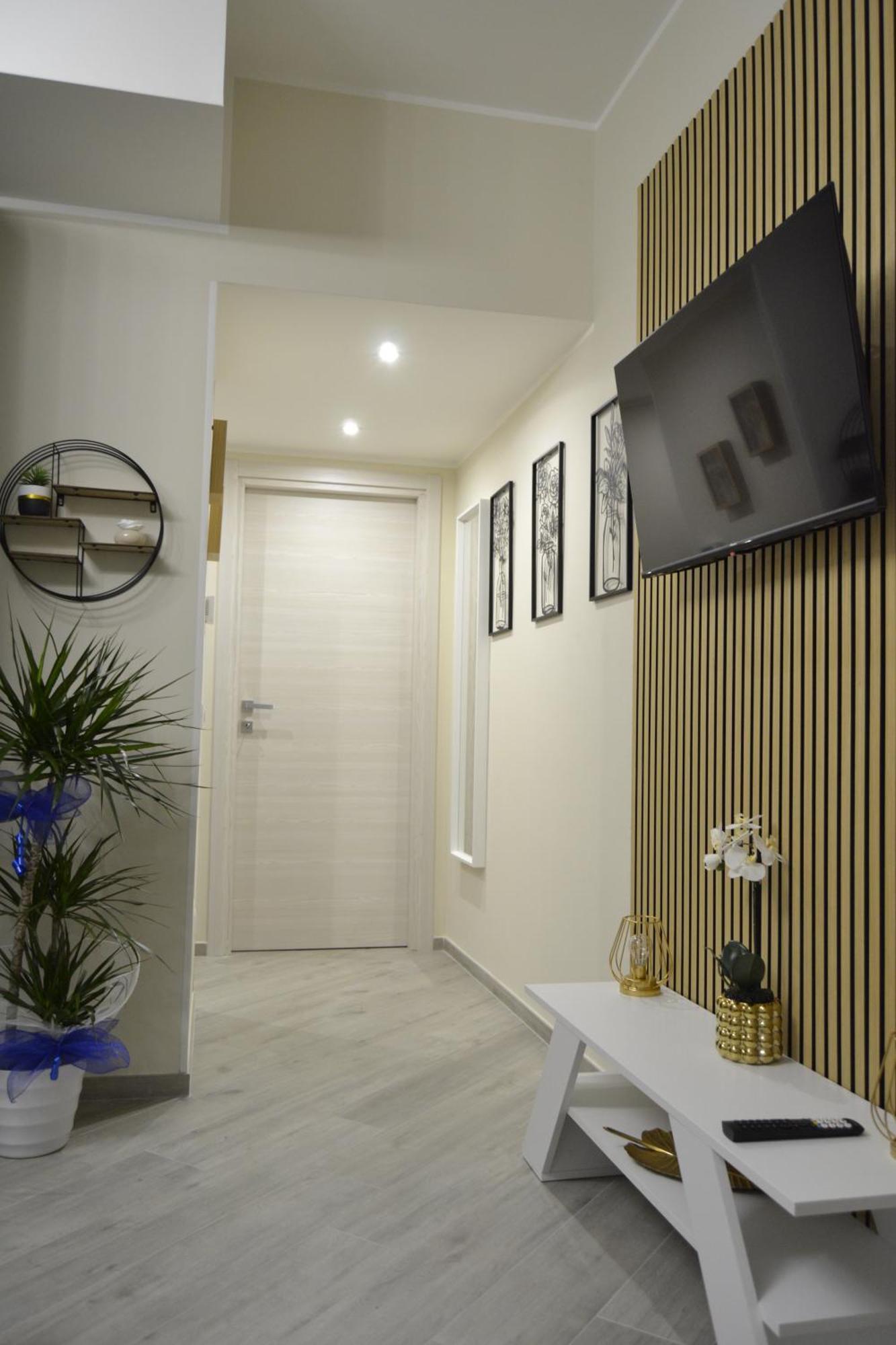And Blue Apartment Rome
