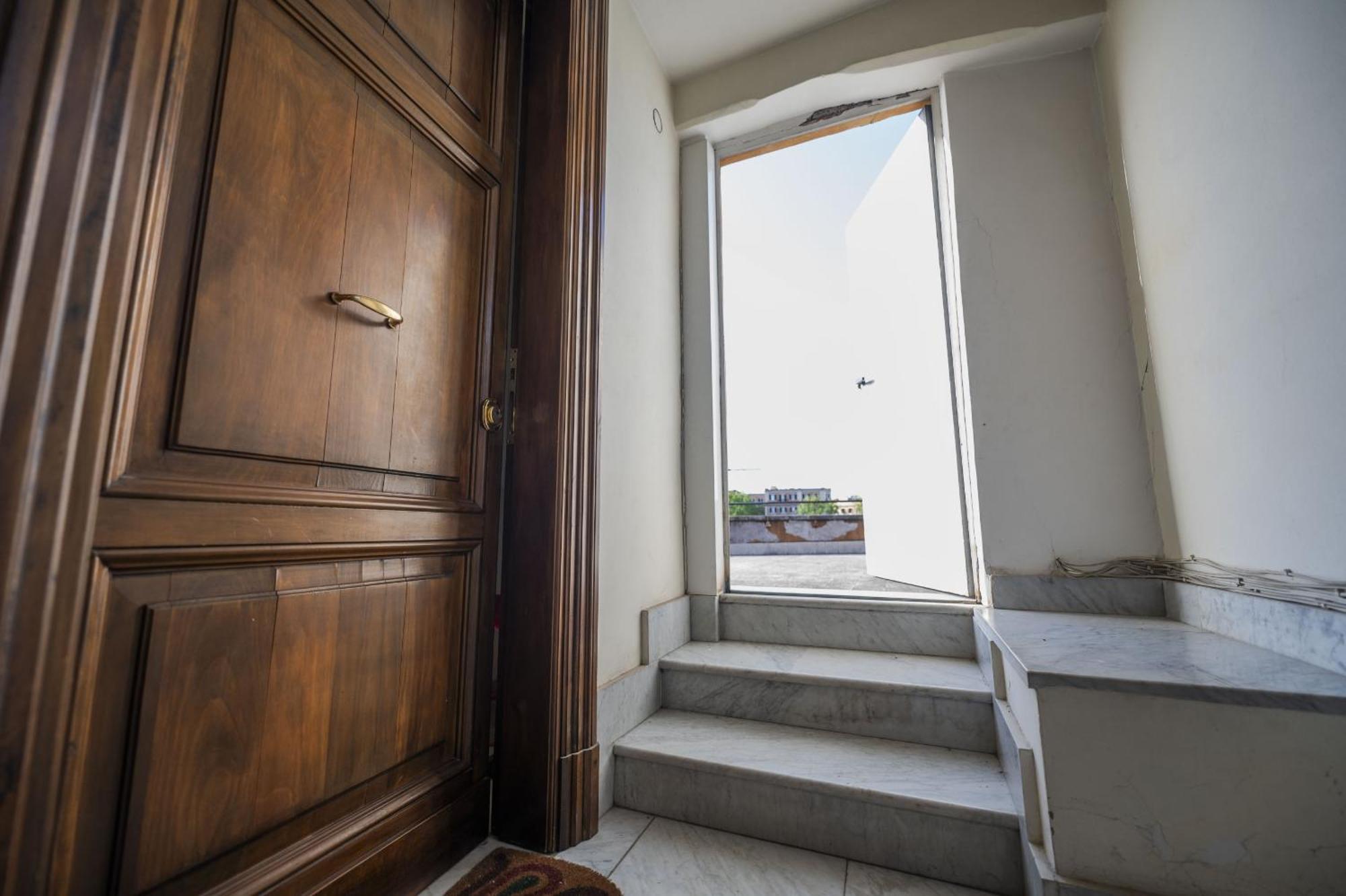 Apartment St John Basilica Lovely Tower