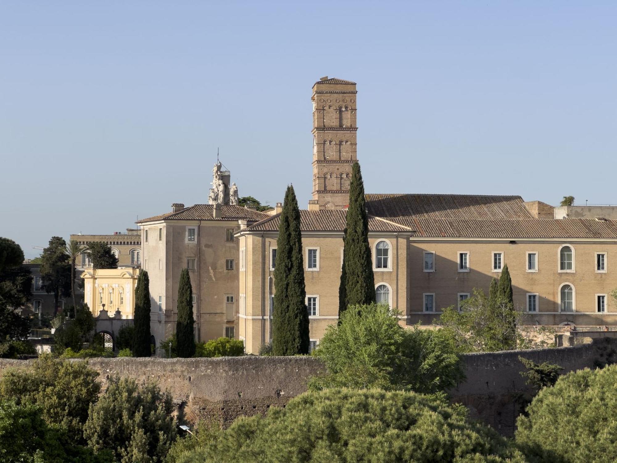 St John Basilica Lovely Tower Apartment *