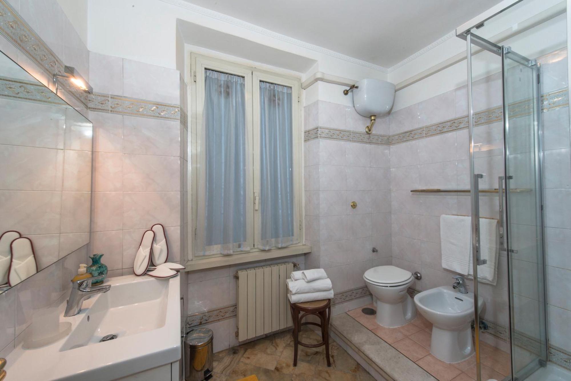 Appartement House Montebello Rome