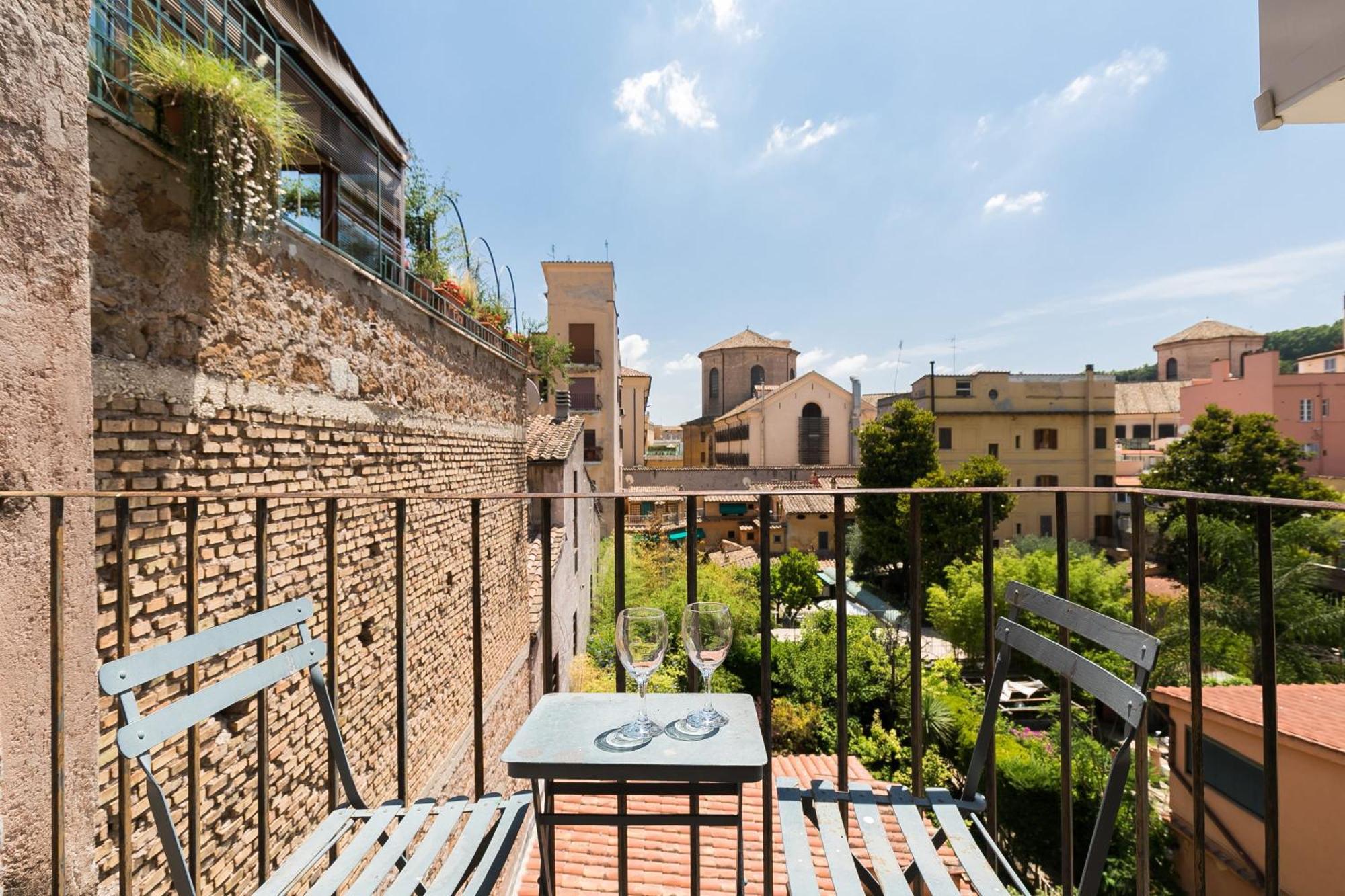 Trastevere Charming Penthouse * Rome