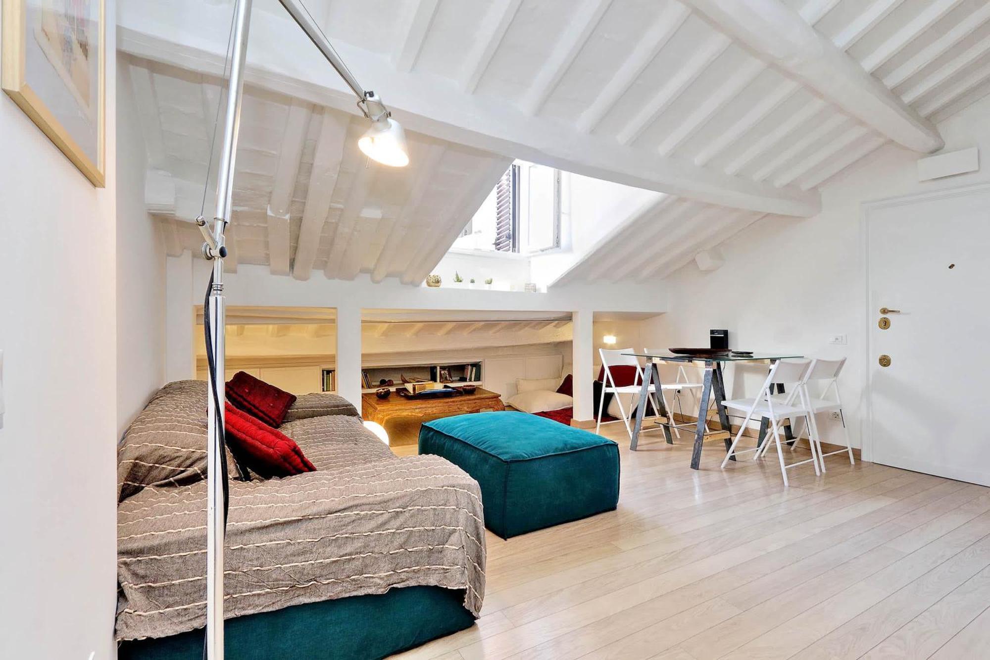Pantheon Charming Attic | Romeloft * Rome