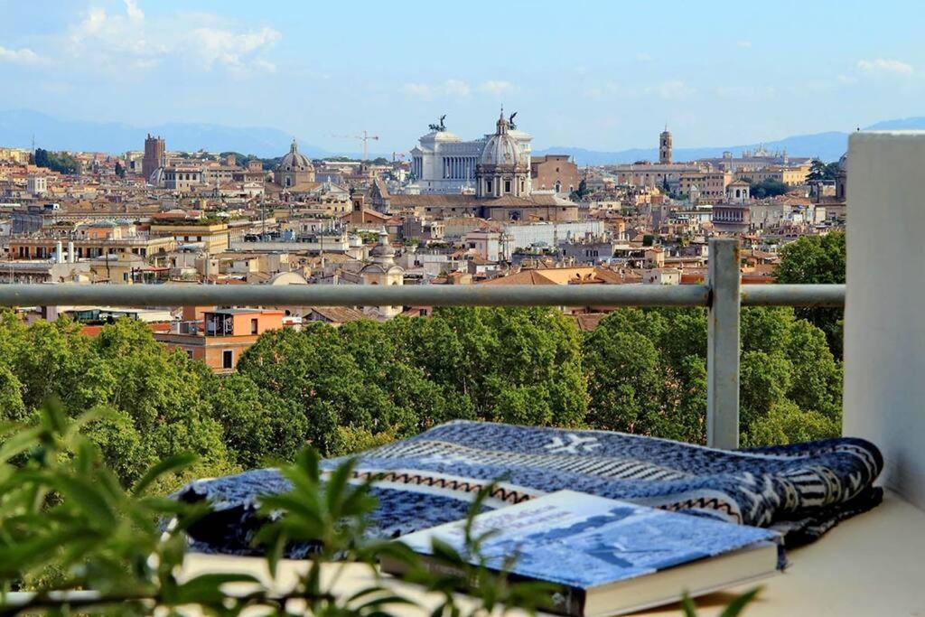 Sant'onofrio Terrace Roma