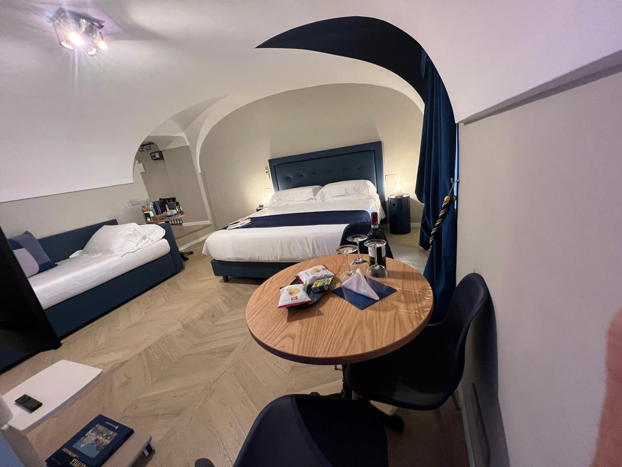 Luxury Blue Suites- Appartamento Roma