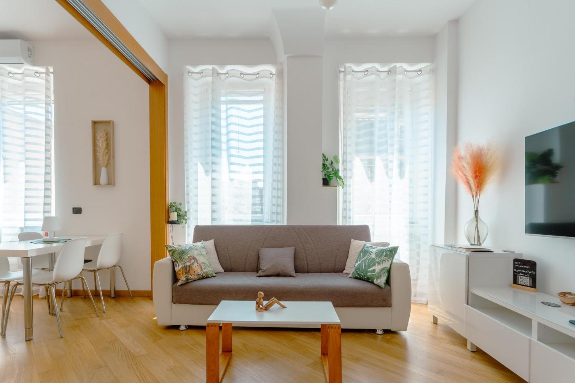 Eli Apartment
