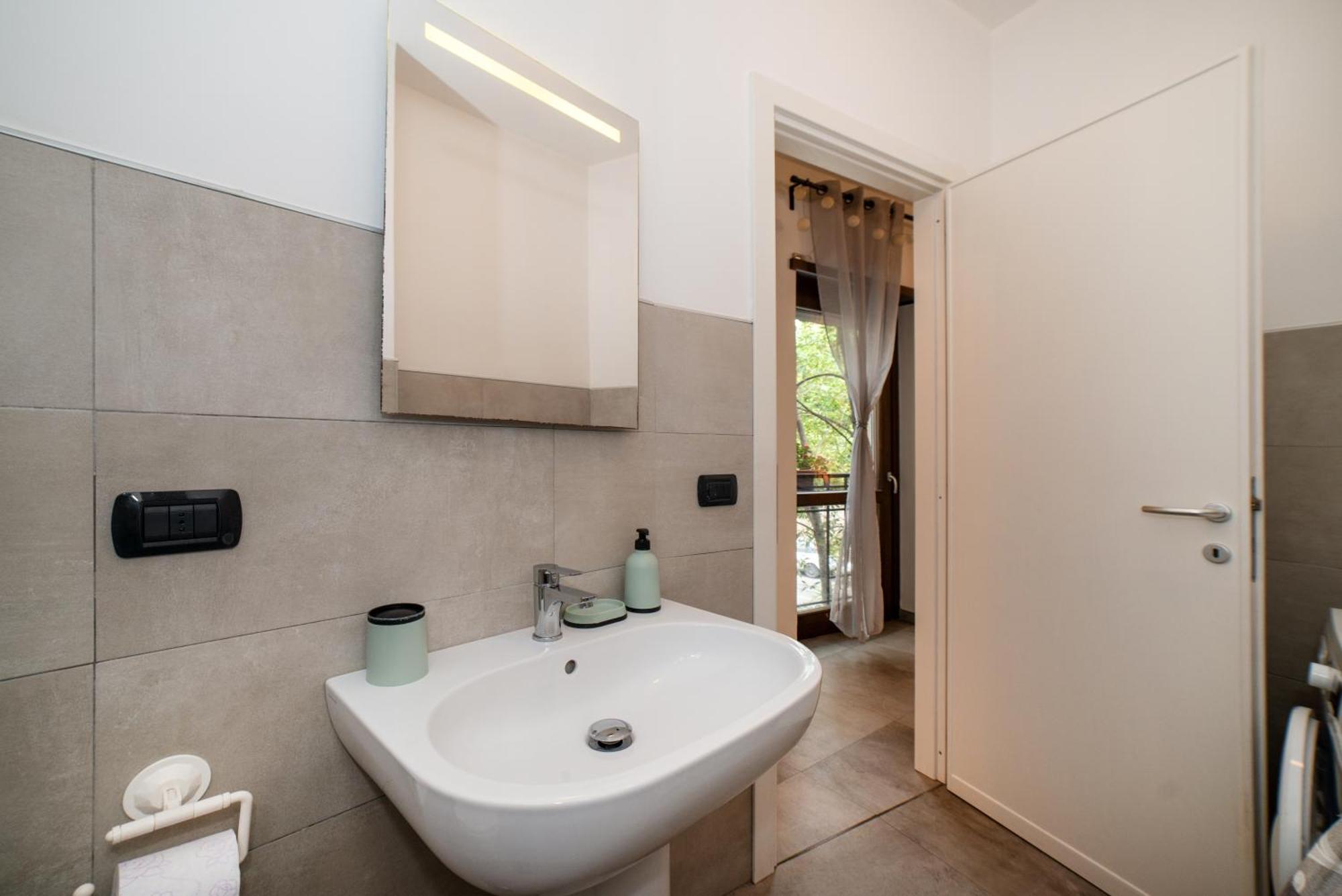 Apartment Frassinetti Rome