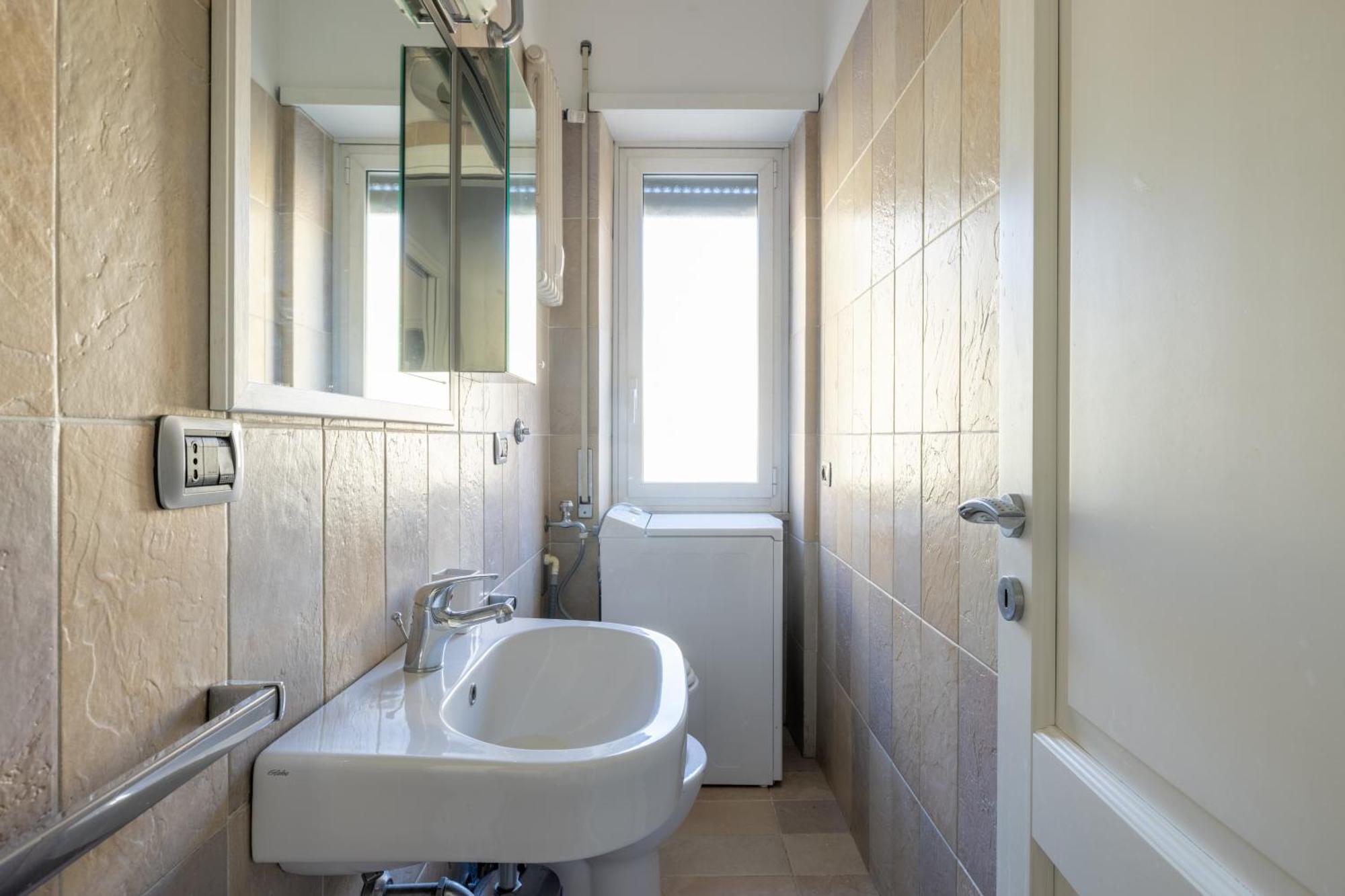 Ponte Lungo Apartment Rome