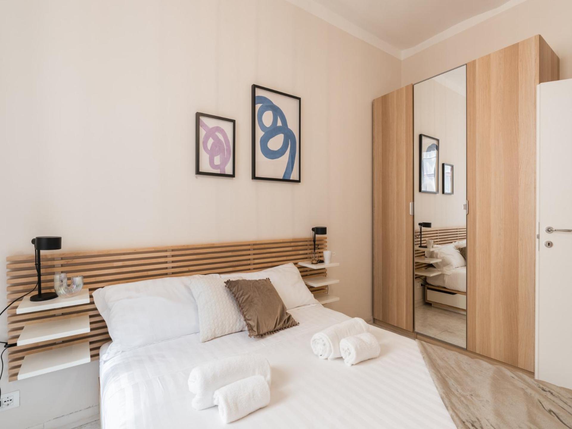 The Rent - Spacious One-bedroom Near Colosseum * Rome