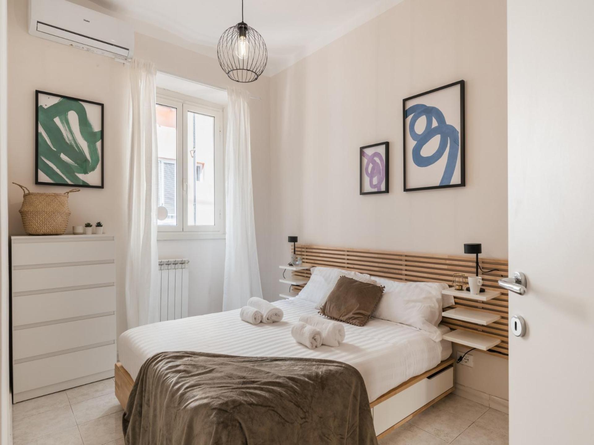 The Rent - Spacious One-bedroom Near Colosseum