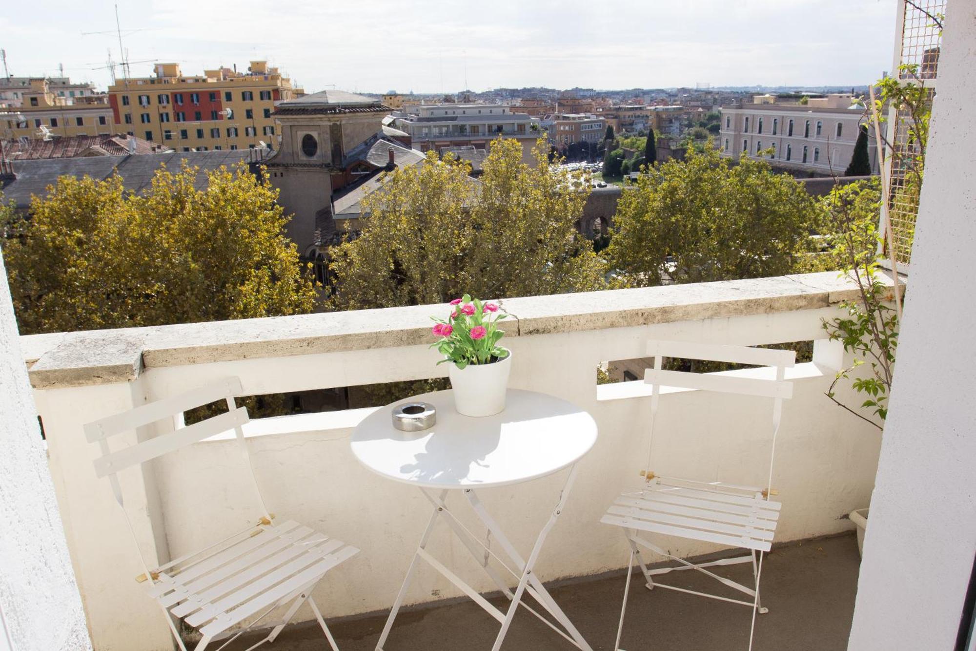 Windows On Bed & Breakfast Rome