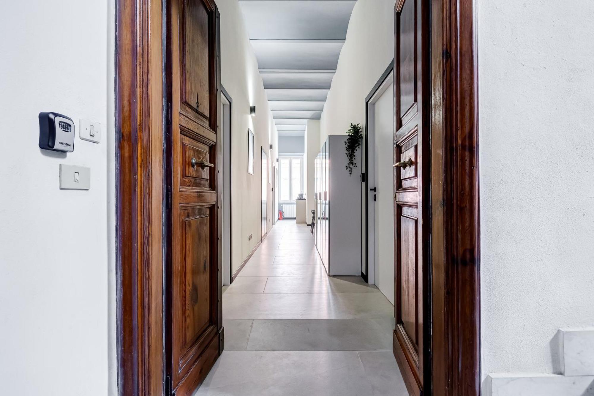 Vivilo Collection - Muggia 21 * Roma