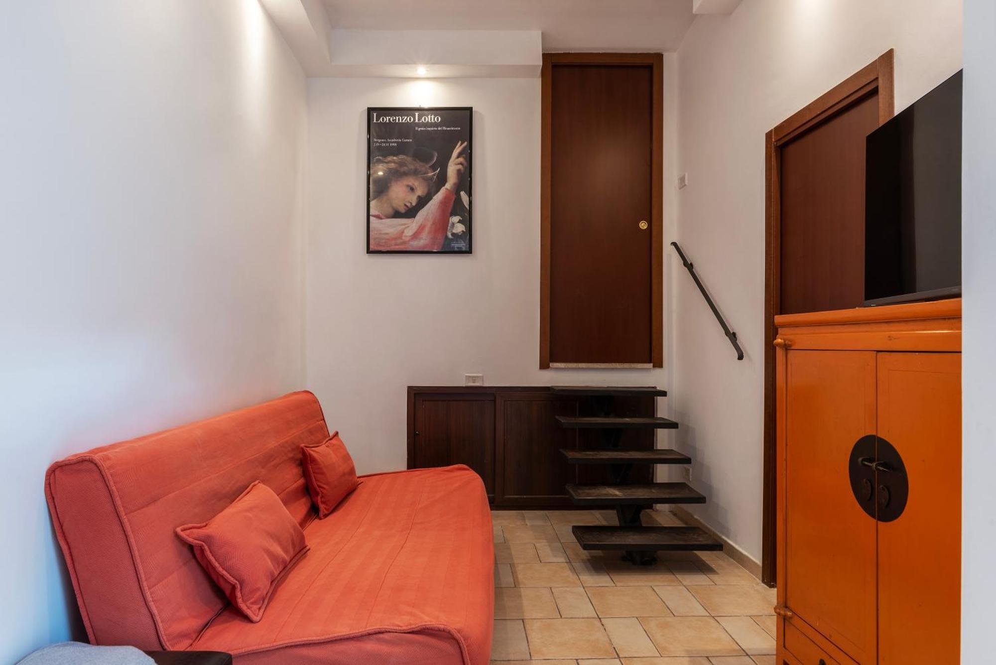 Santa Maria Maggiore Updown Apartment *