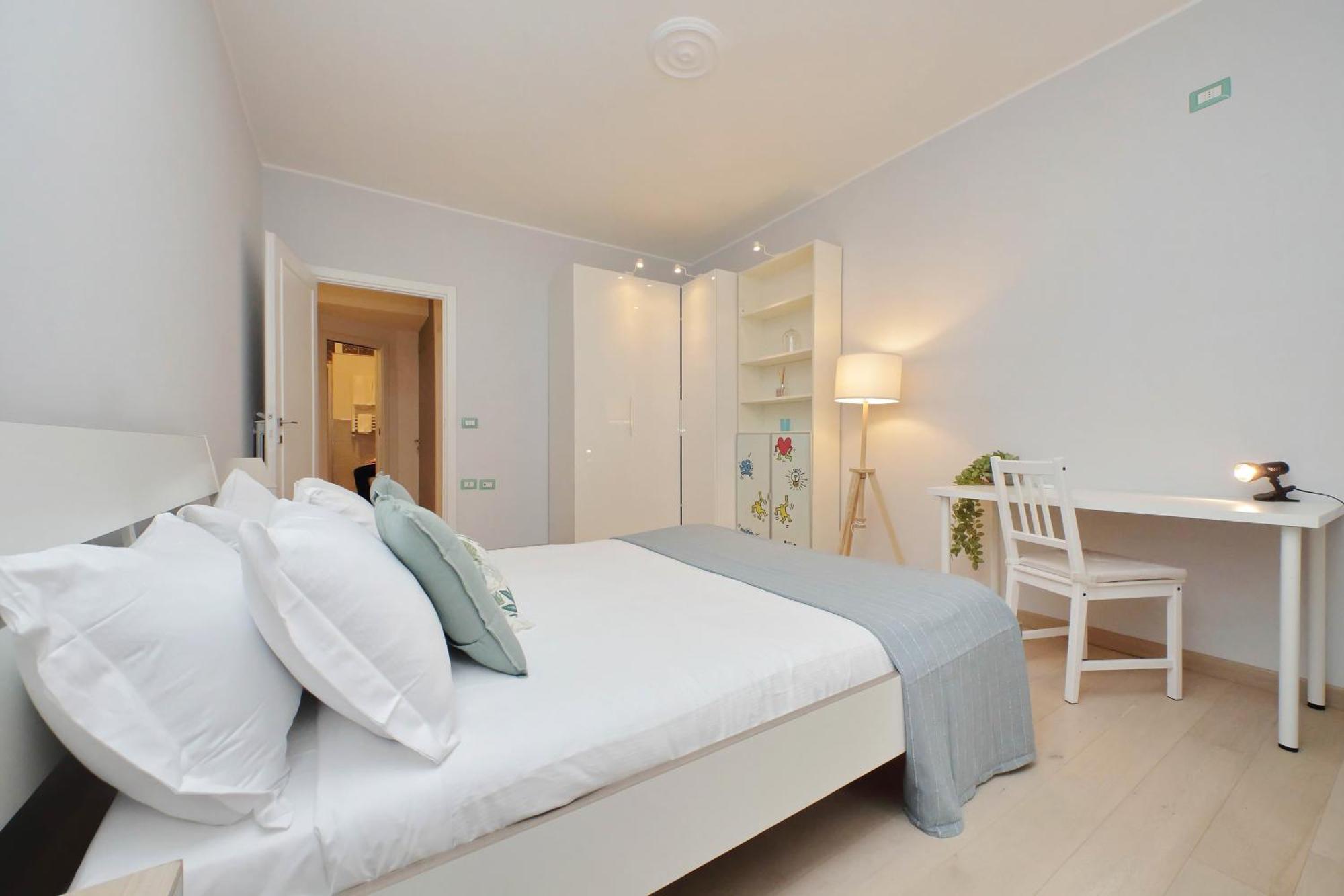 Ych-trendy Flat Near Marconi Apartment *