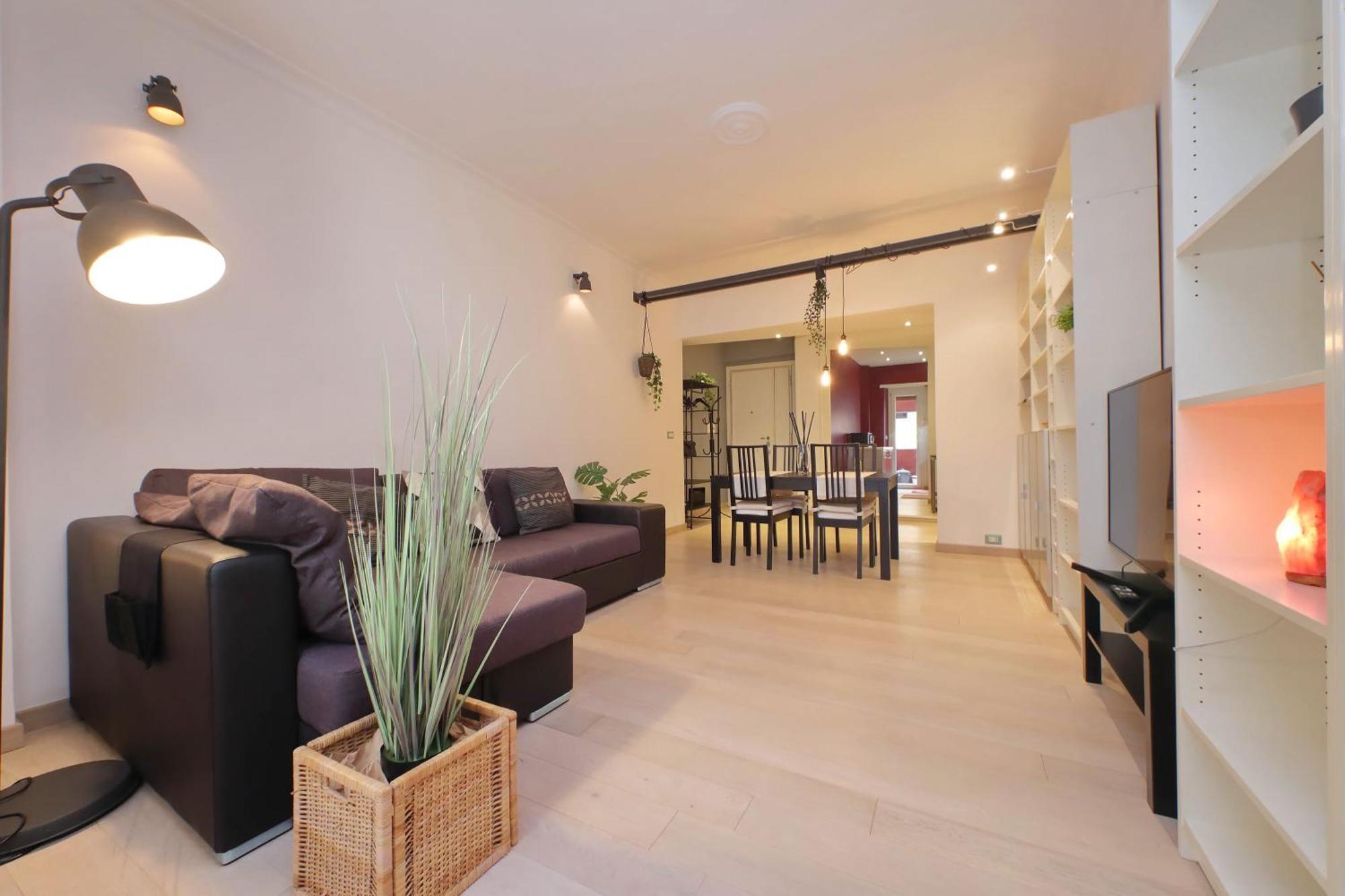 Ych-trendy Flat Near Marconi Apartment *