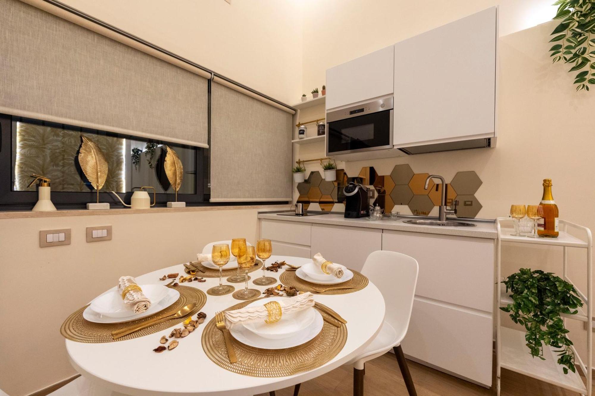 Colosseo Romantic Apartamento Roma