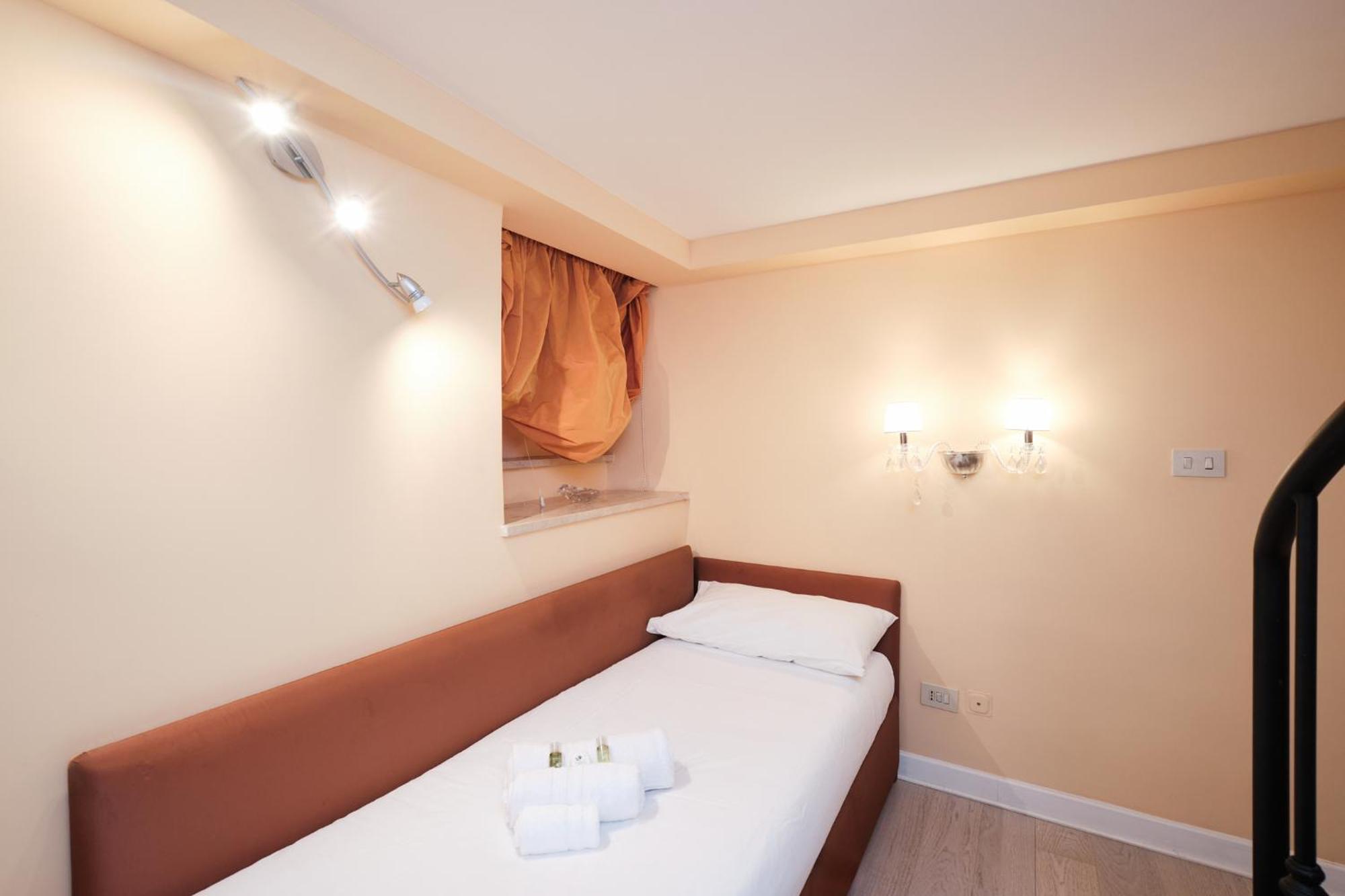 Luxury In Piazza Di Spagna Roma