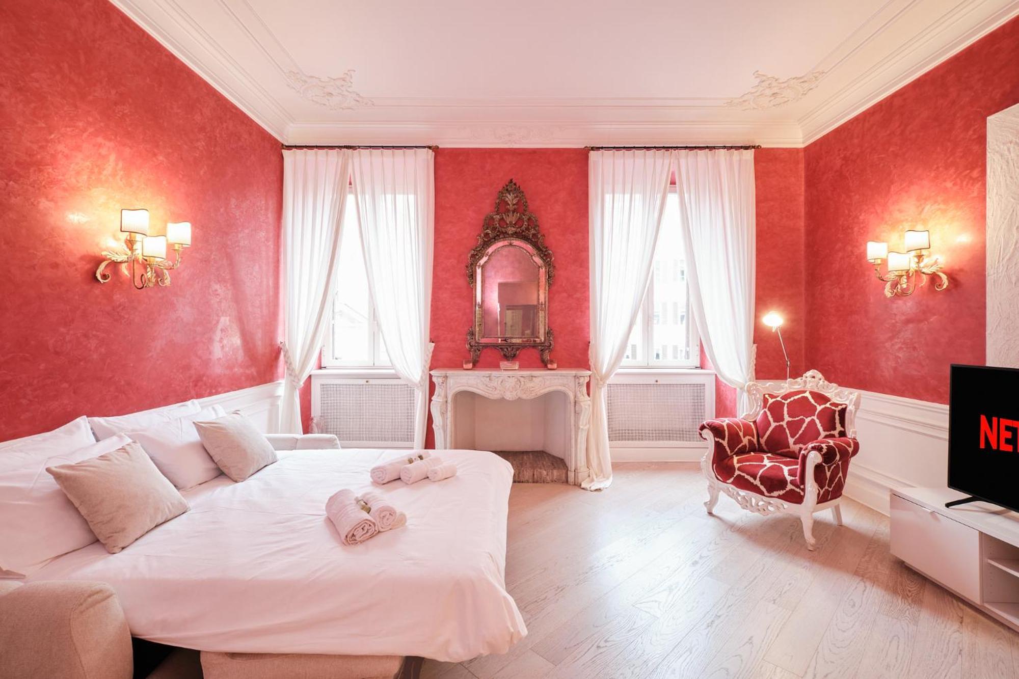 Luxury In Piazza Di Spagna Roma