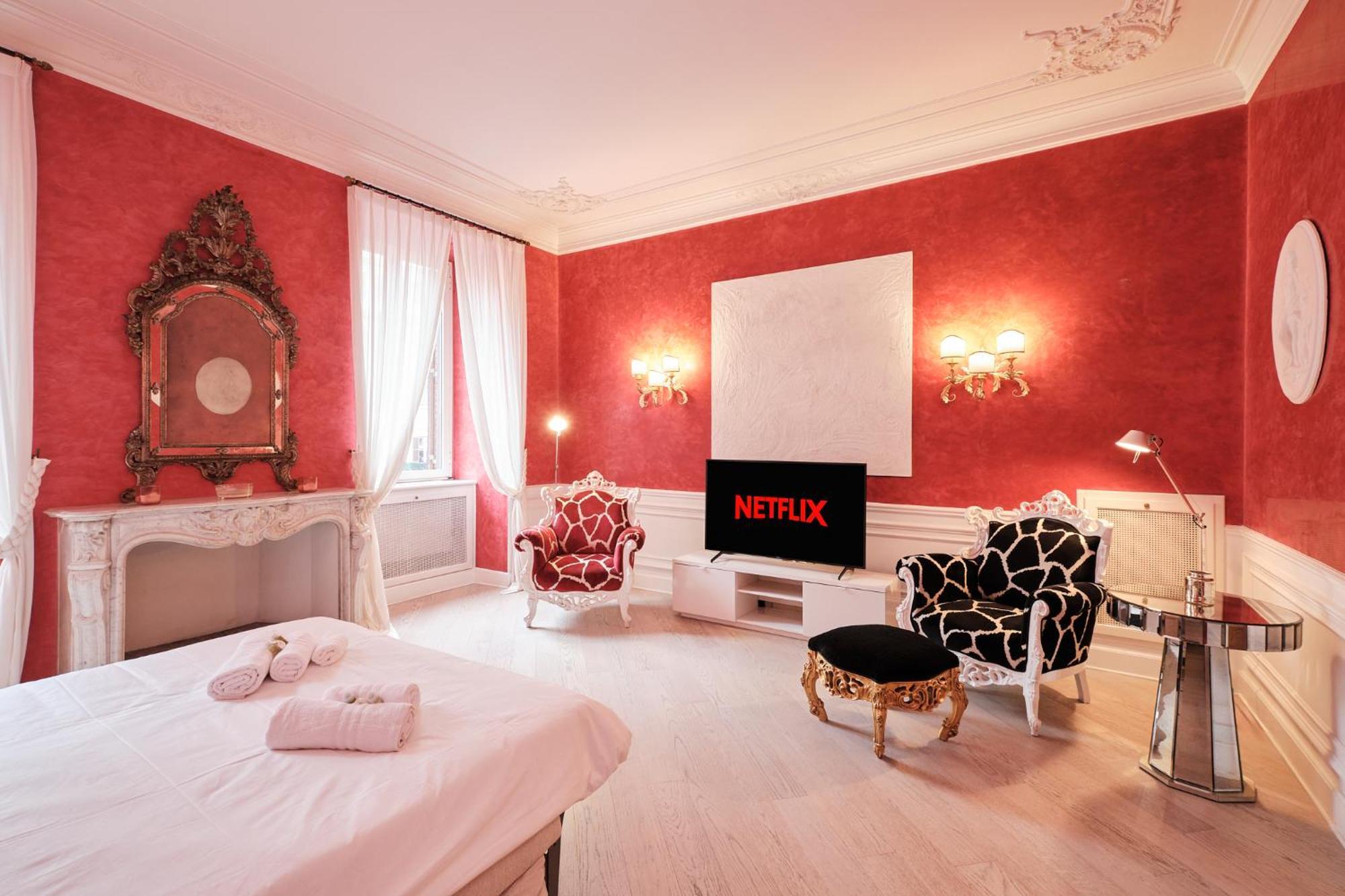 Luxury In Piazza Di Spagna