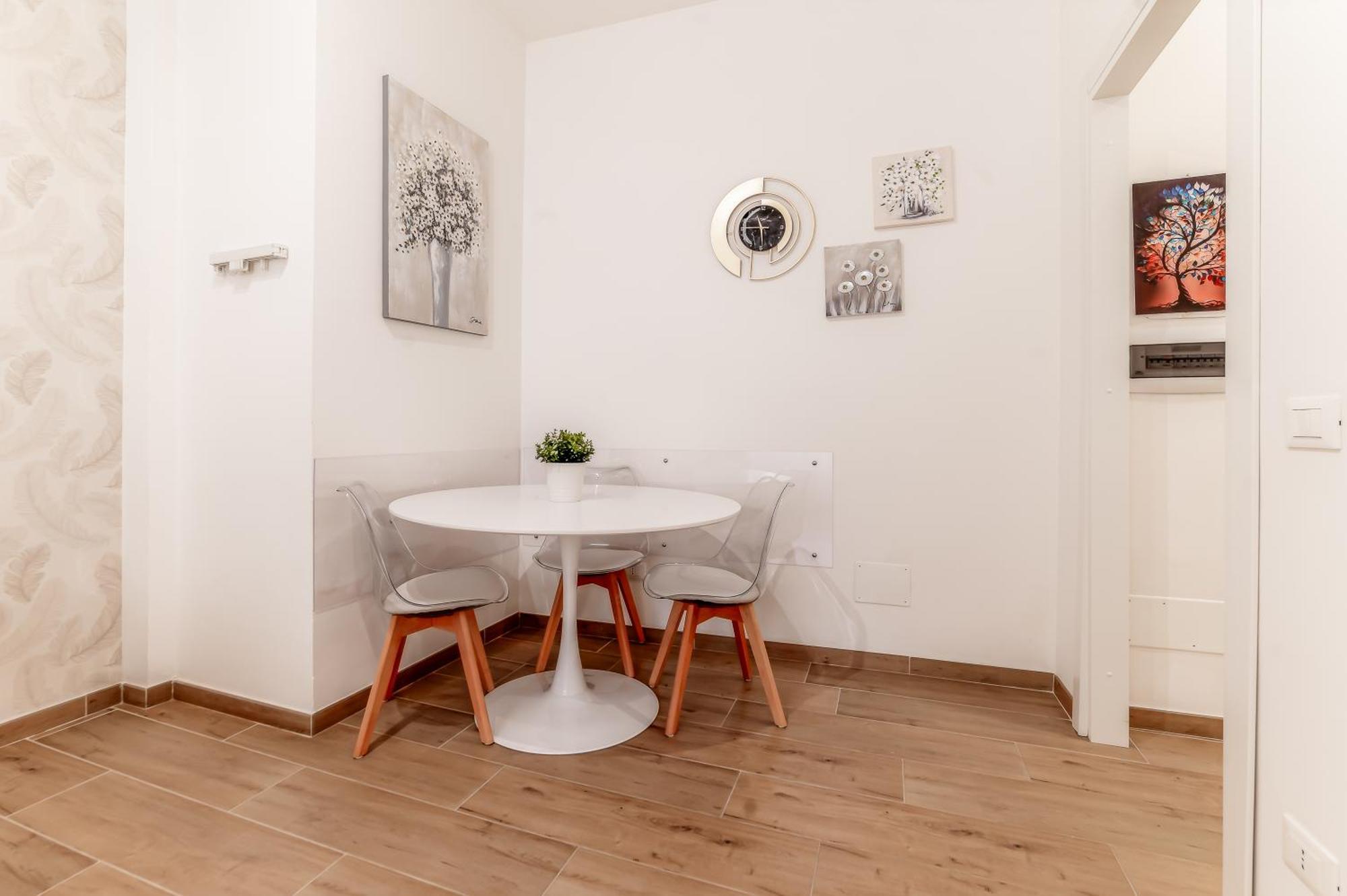 Apartamento Mary Flat- Metro Garbatella - Wi-fi *