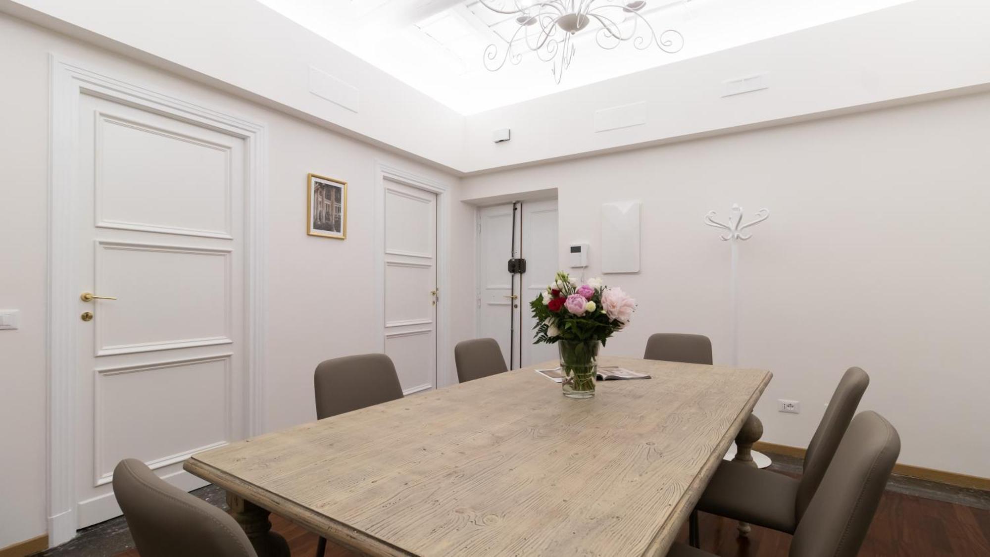 Appartement Italianway - Barberini Elegantia *