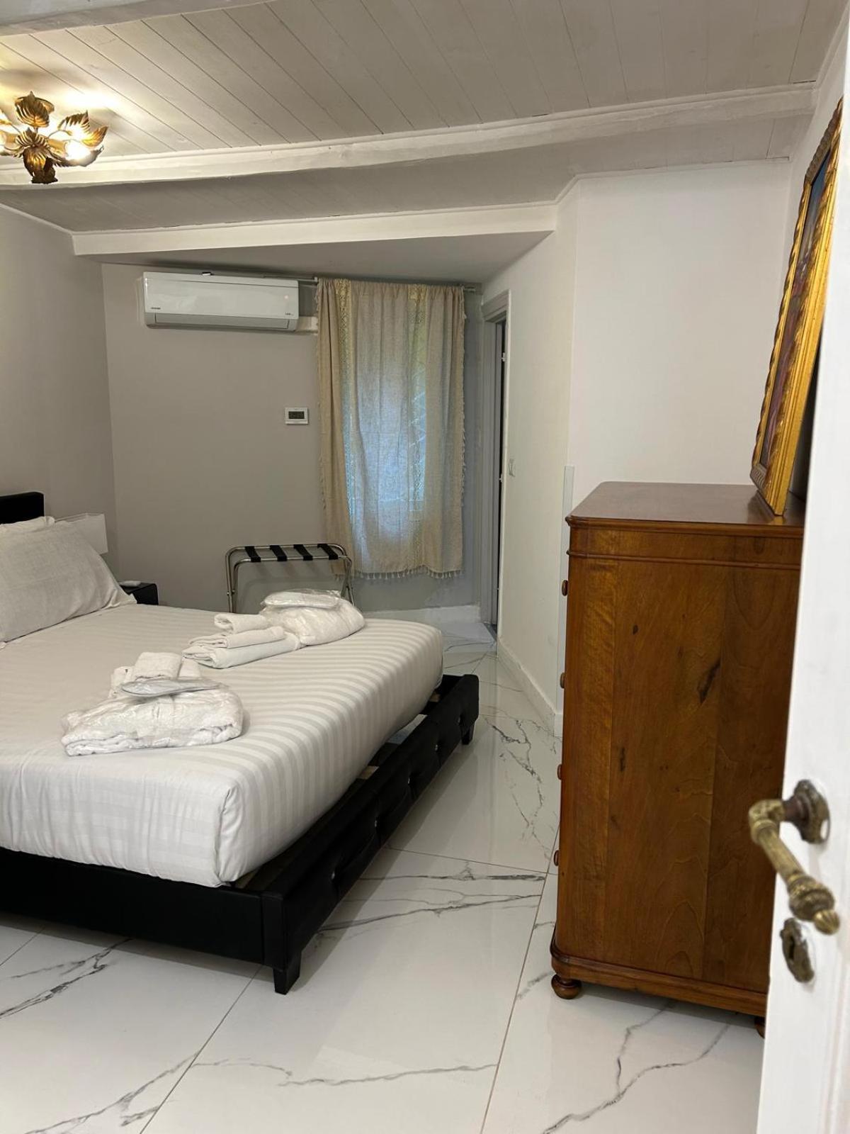 Crispi 30 Stylish Apartment