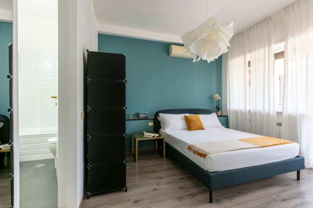 Fleming 67 By Hili * Roma